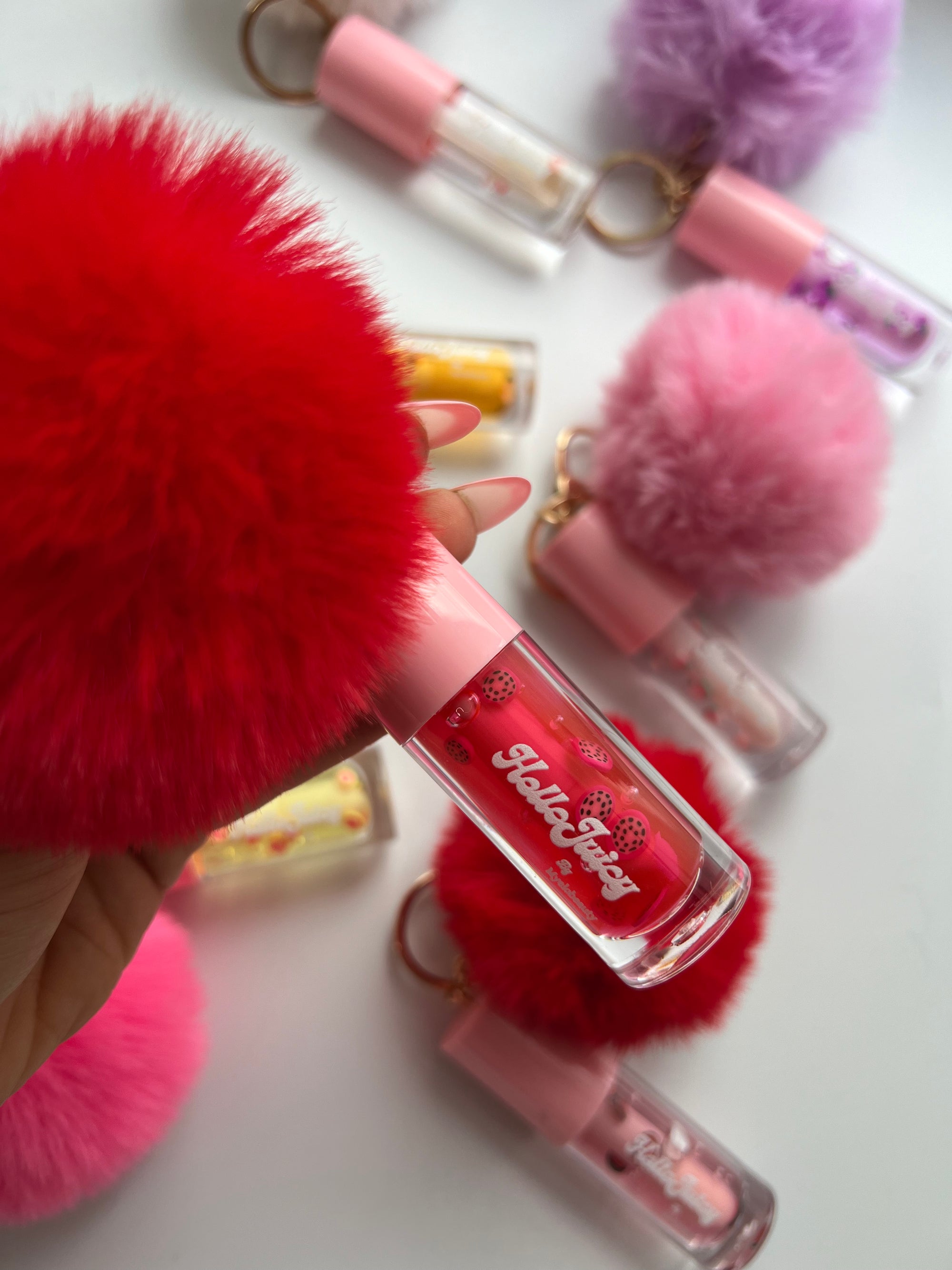HelloJuicy pompon