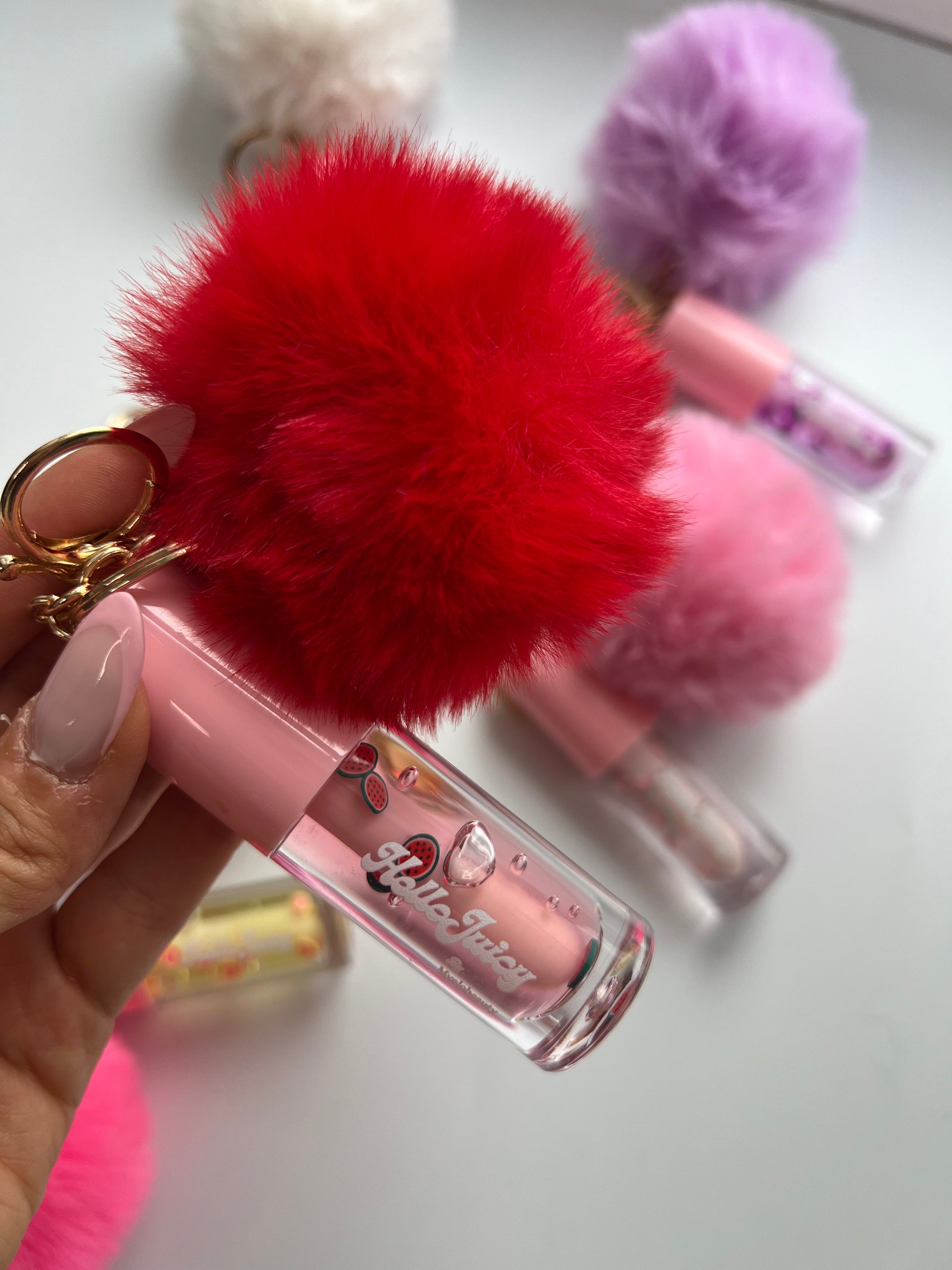 HelloJuicy pompon